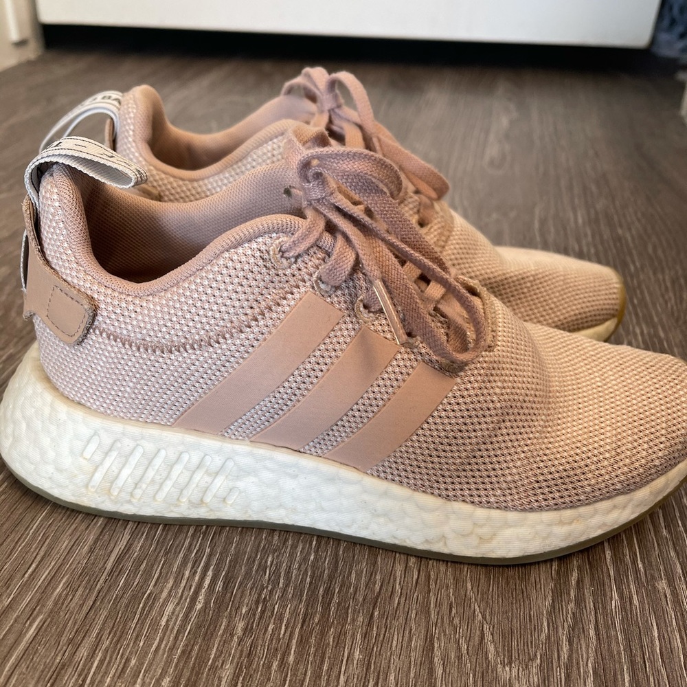 Adidas Womens Size 6